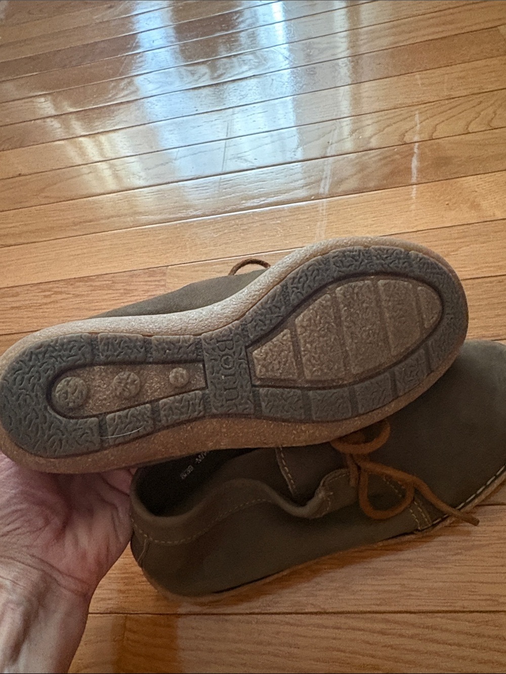 Born Women's Chukka Boots in Olive with Brown Laces - Picture 4 of 10